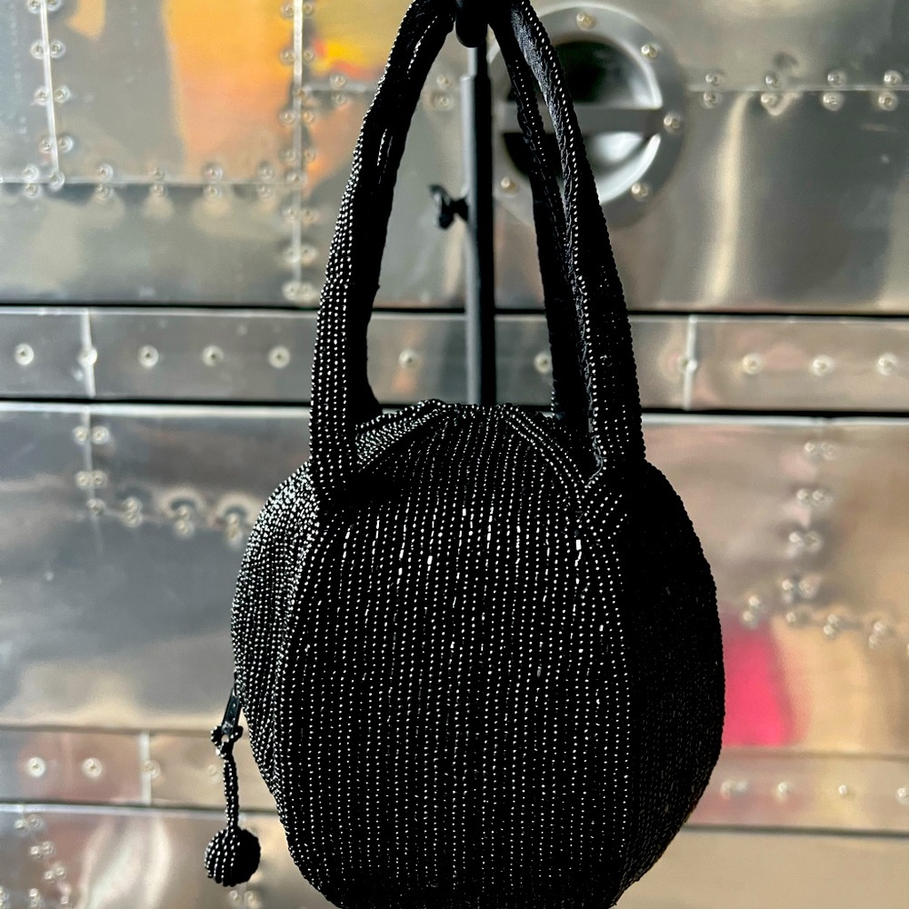 Round beaded evening bag